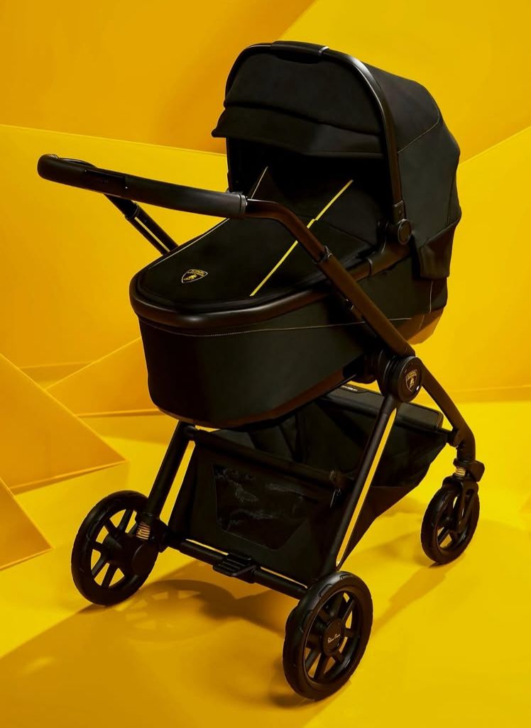 Lamborghini cria carrinho de bebê que custa aproximadamente R$ 30 mil reais