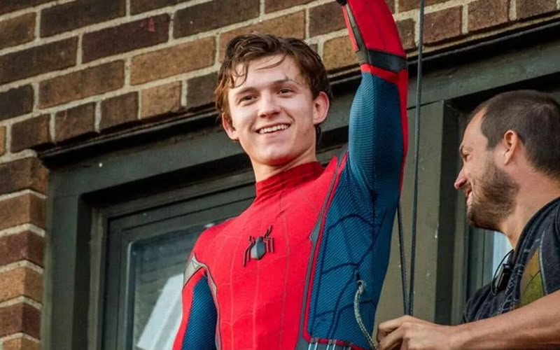 Histórico: Tom Holland se torna o ator com maior bilheteria acumulada da história