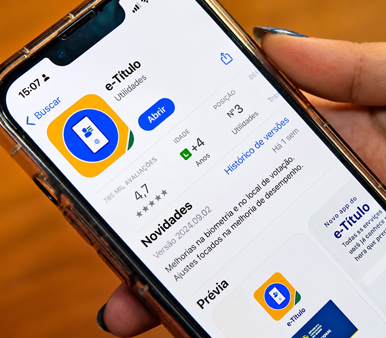 TRE-PE orienta eleitores a atualizar e-Título antes do primeiro turno