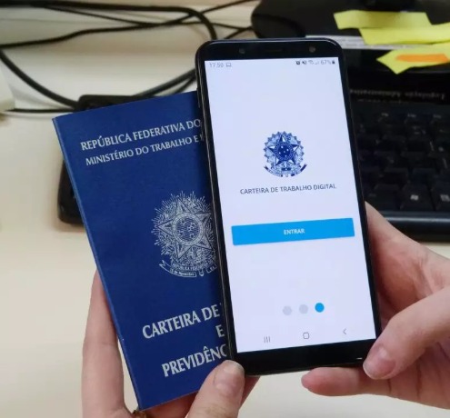 Pernambuco oferece 1.359 vagas de emprego nesta segunda-feira (26); salários chegam a R$ 5 mil